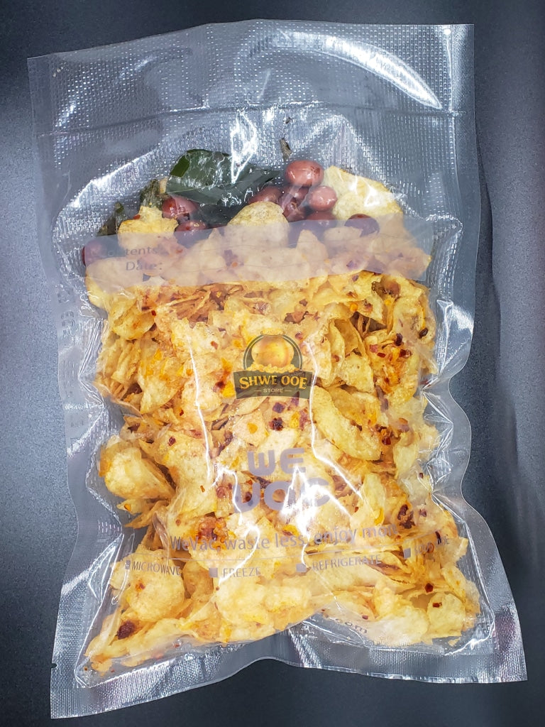 Shwe Ooe Spicy Potato Chips () Snacks